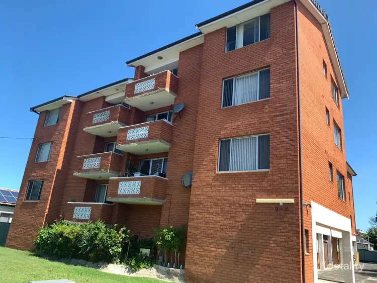 Main view of Homely unit listing, 3/9-11 Collaery Road, Fairy Meadow NSW 2519