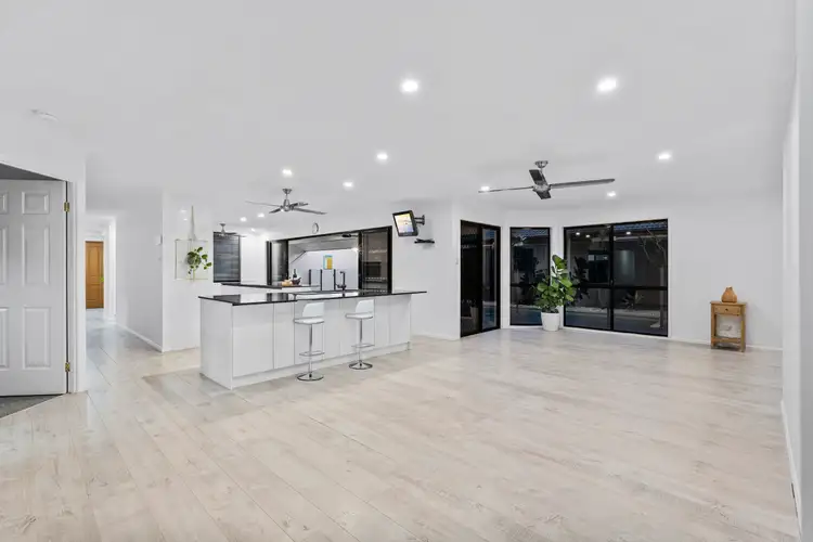 18 Sea Eagle Drive, Burleigh Waters QLD 4220