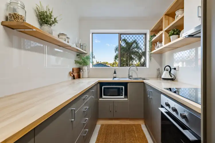 Fourth view of Homely unit listing, 1/13-15 Marine Parade, Redcliffe QLD 4020