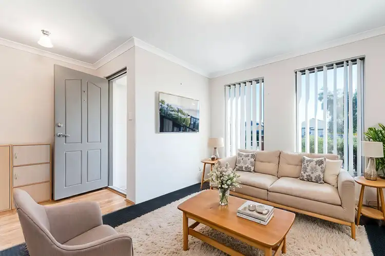 Second view of Homely house listing, 6 Pistil Link, Banksia Grove WA 6031