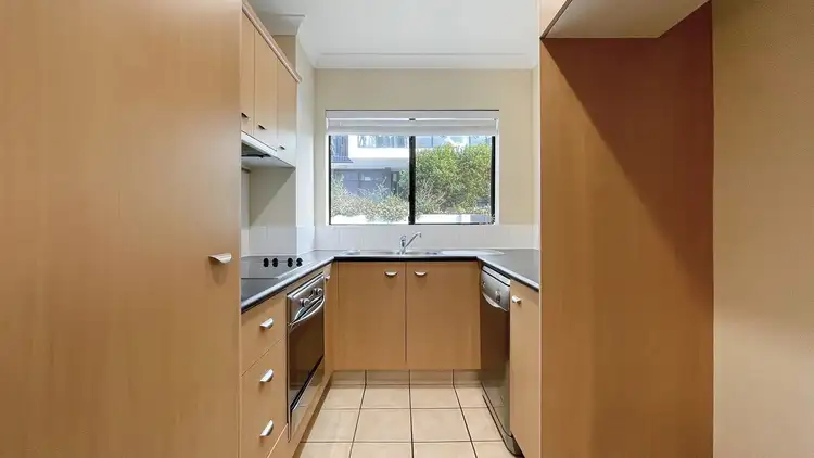 Fourth view of Homely apartment listing, 11/10-12 Darrambal Street, Chevron Island QLD 4217