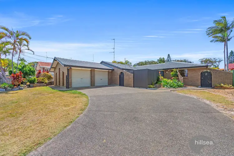 2/203 Central Street, Labrador QLD 4215