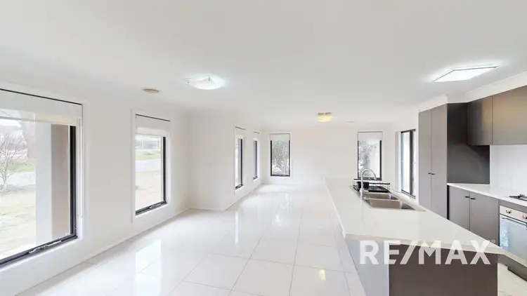 Second view of Homely house listing, 14 Saint Pauls Place, Gobbagombalin NSW 2650