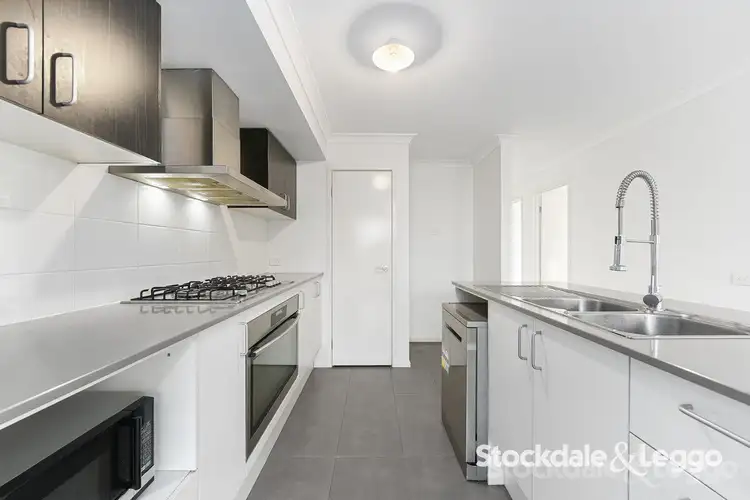 Sixth view of Homely house listing, 10 Kosciuszko Circuit, Clyde VIC 3978