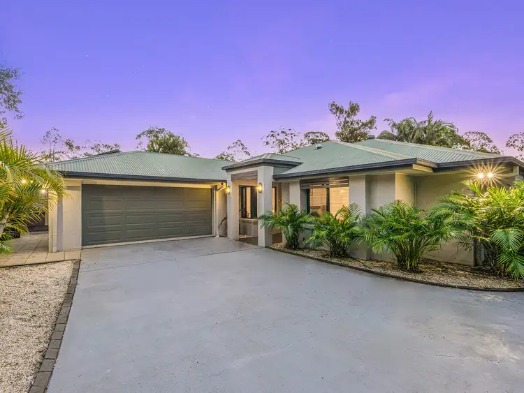 17 Edenbrooke Drive, Sinnamon Park QLD 4073