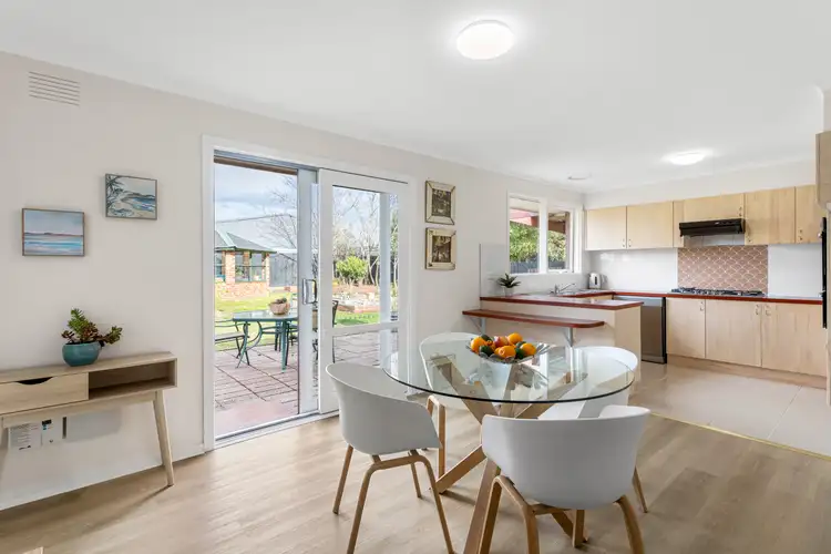 Fourth view of Homely house listing, 6 Farrer Close, Cranbourne VIC 3977