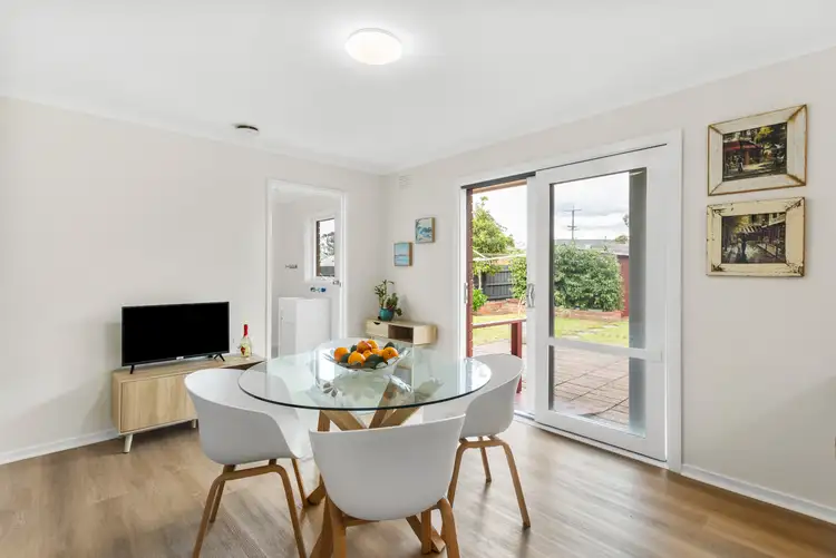 Fourth view of Homely house listing, 6 Farrer Close, Cranbourne VIC 3977
