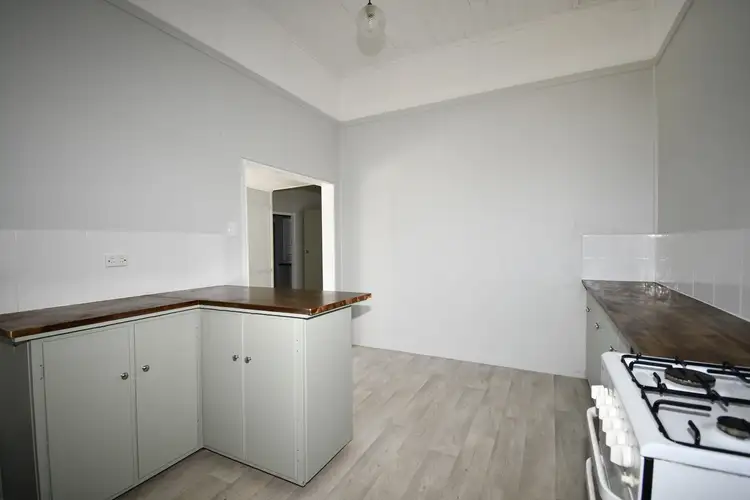 Fourth view of Homely unit listing, 1/402 Campbell Street, Depot Hill QLD 4700