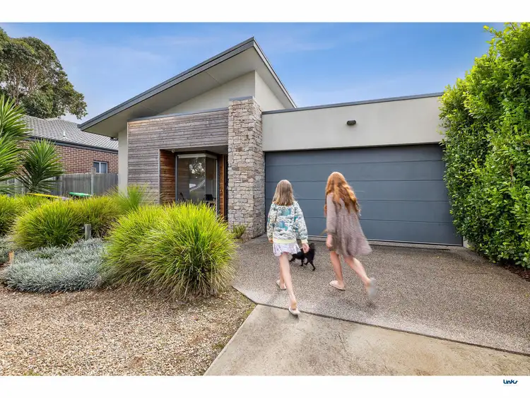 13 Cranberry Way, Torquay VIC 3228
