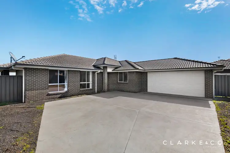 8 Undercliff Street, Cliftleigh NSW 2321