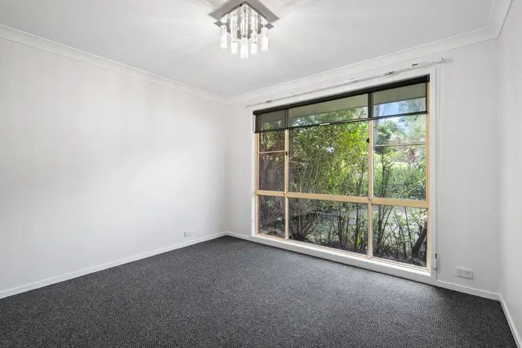 31 Lancaster Parade, Bateau Bay NSW 2261