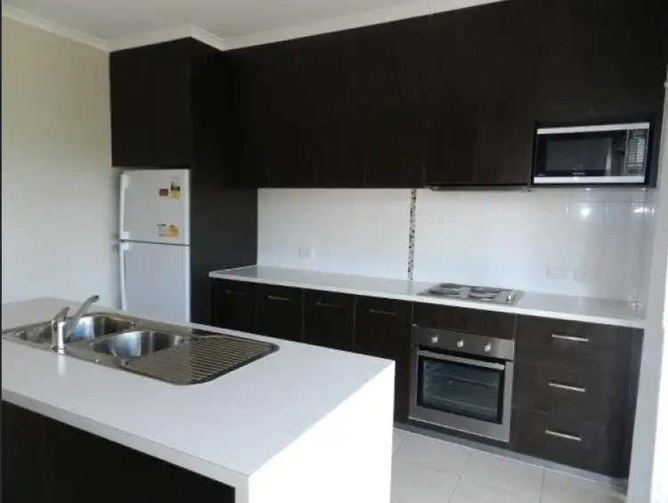 Second view of Homely townhouse listing, 4/9 Cockatoo Drive, New Auckland QLD 4680
