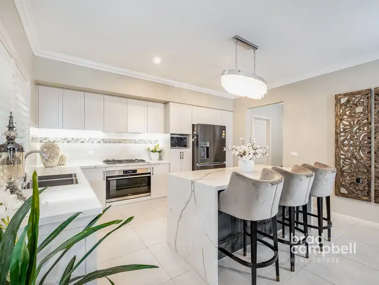 Second view of Homely house listing, 3 Muscat Court, Kialla VIC 3631