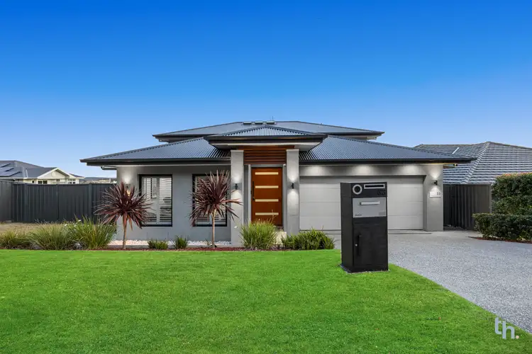 33 Estelville Circuit, Cameron Park NSW 2285