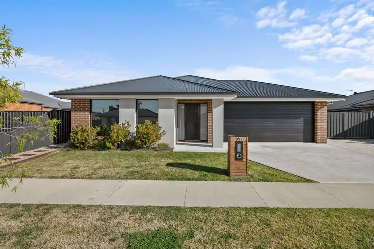 28 Peters Drive, Stratford VIC 3862