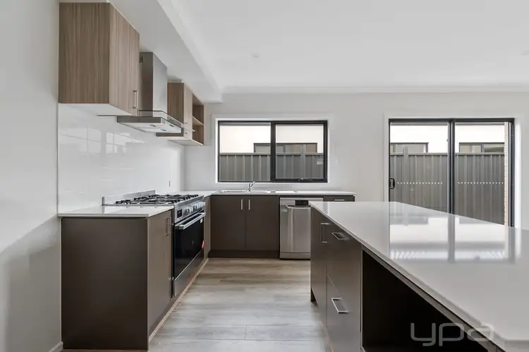 Second view of Homely house listing, 76 Grappenhall Avenue, Strathtulloh VIC 3338