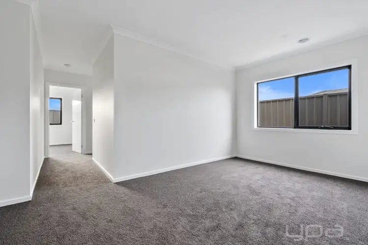 Fourth view of Homely house listing, 76 Grappenhall Avenue, Strathtulloh VIC 3338