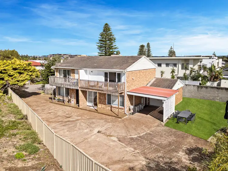 Fourth view of Homely semi-detached listing, 2/40 Stewart Street, The Entrance North NSW 2261