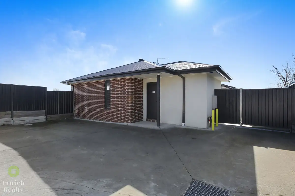 Main view of Homely townhouse listing, 2/34 Margaret Street, Moe VIC 3825