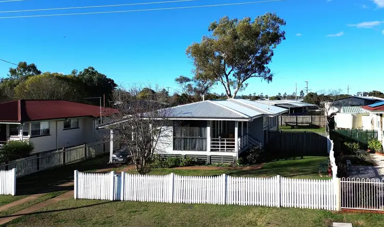 25 Proposch Street, Oakey QLD 4401