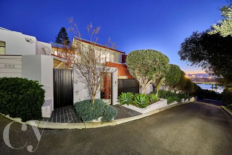 27 Angwin Street, East Fremantle WA 6158