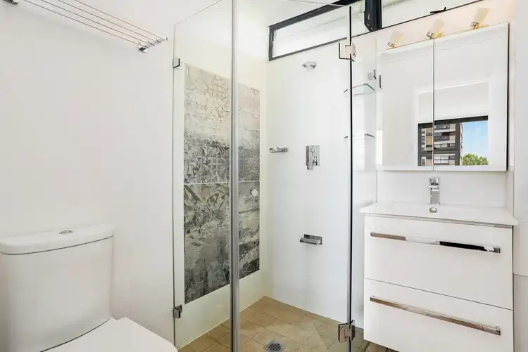 Fifth view of Homely studio listing, 96/1 Mcdonald Street, Potts Point NSW 2011