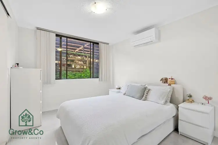 Fifth view of Homely apartment listing, 2/40 Murev Way, Carrara QLD 4211