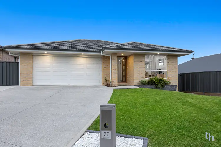 27 Boyne Crescent, Cameron Park NSW 2285