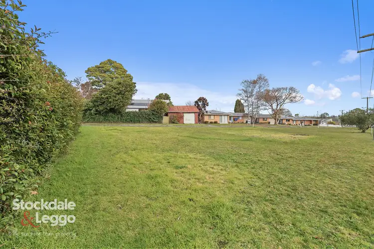 2A Inglis Avenue, Mirboo North VIC 3871