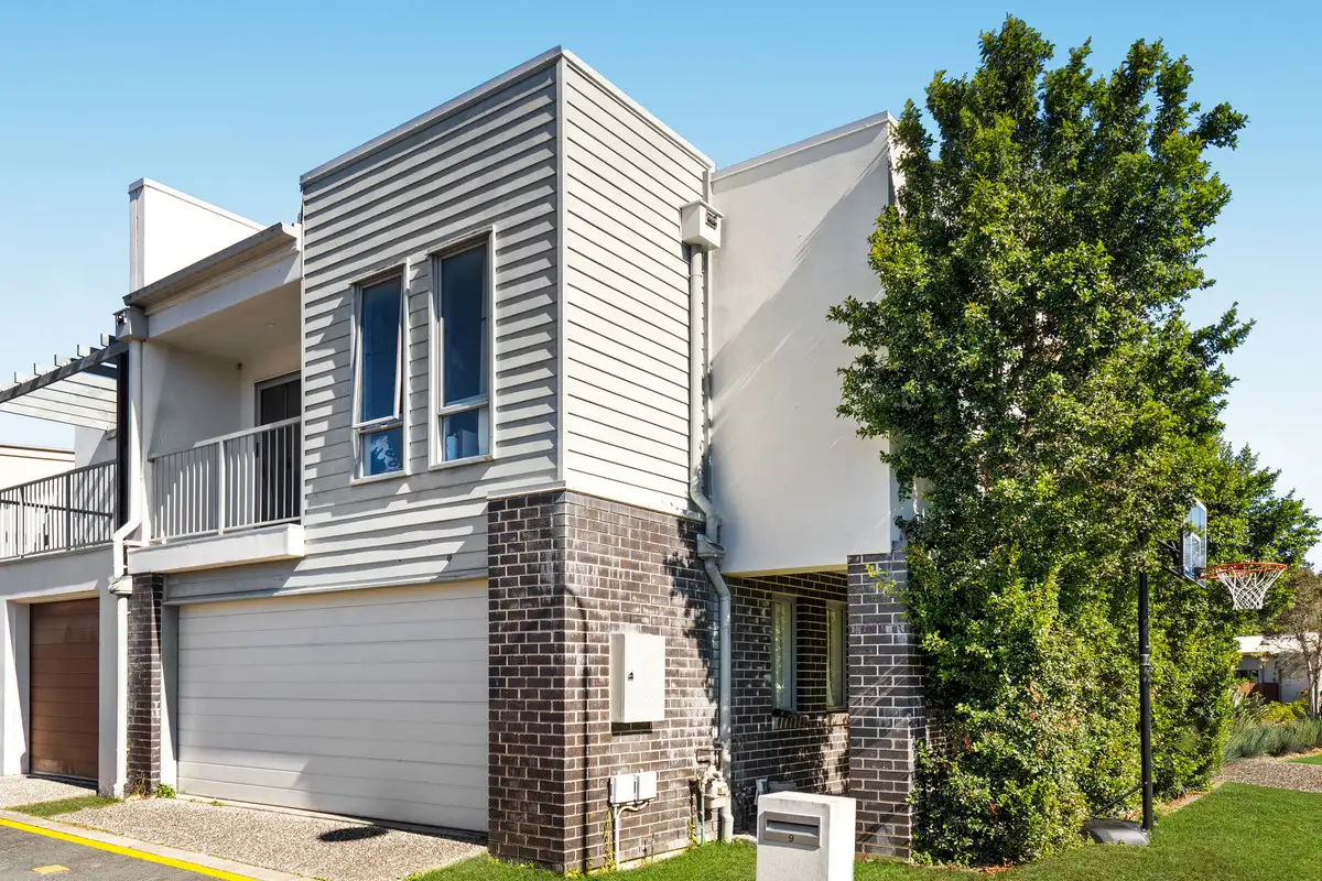 Main view of Homely townhouse listing, 9 Serpentine Close, Fitzgibbon QLD 4018