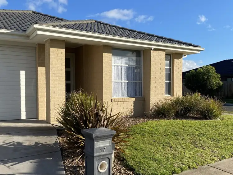 17 Duchess Drive, St Leonards VIC 3223