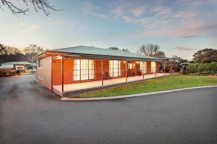 Second view of Homely house listing, 11 Willow Parade, Wodonga VIC 3690
