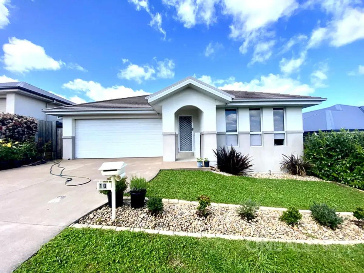 Main view of Homely house listing, 10 Lovet Street, Goulburn NSW 2580