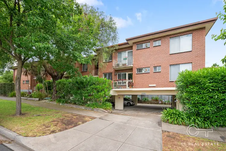 29 Carroll Crescent