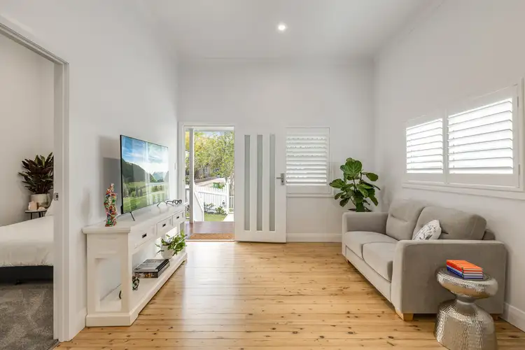 Third view of Homely block of units listing, 6 Hillview Avenue, Newtown QLD 4350