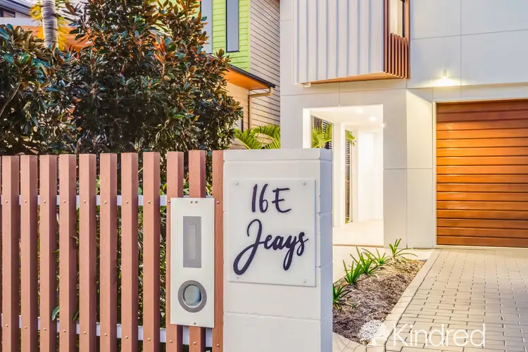16E Jeays Street, Scarborough QLD 4020