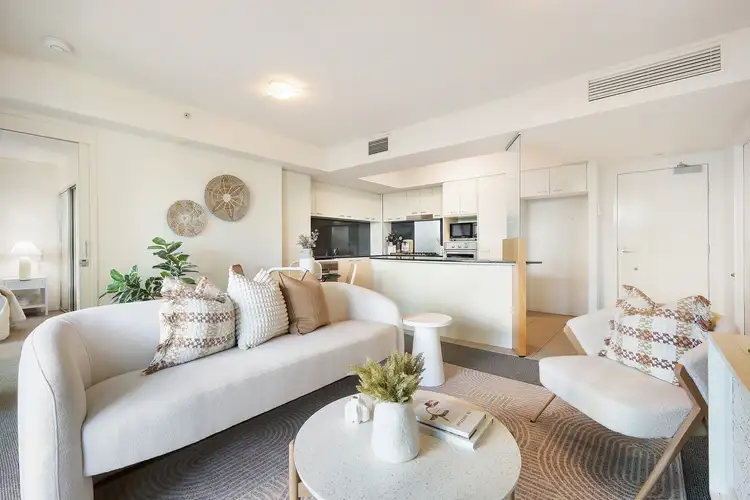 207/2685-2689 Gold Coast Highway, Broadbeach QLD 4218