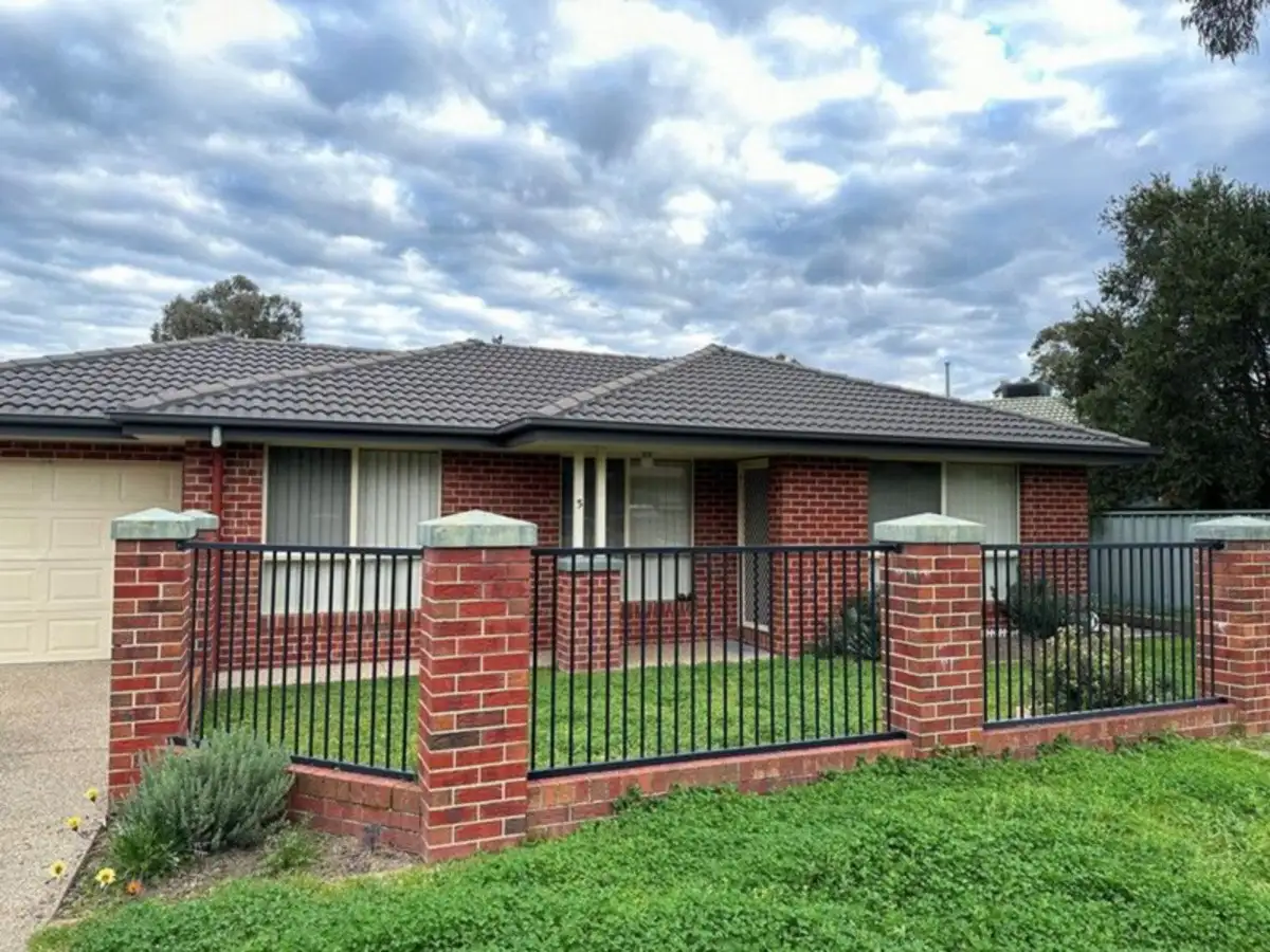 Main view of Homely townhouse listing, 5/26 Hotham Circuit, Thurgoona NSW 2640