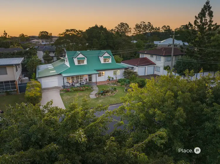 24 Lorna Street, Graceville QLD 4075
