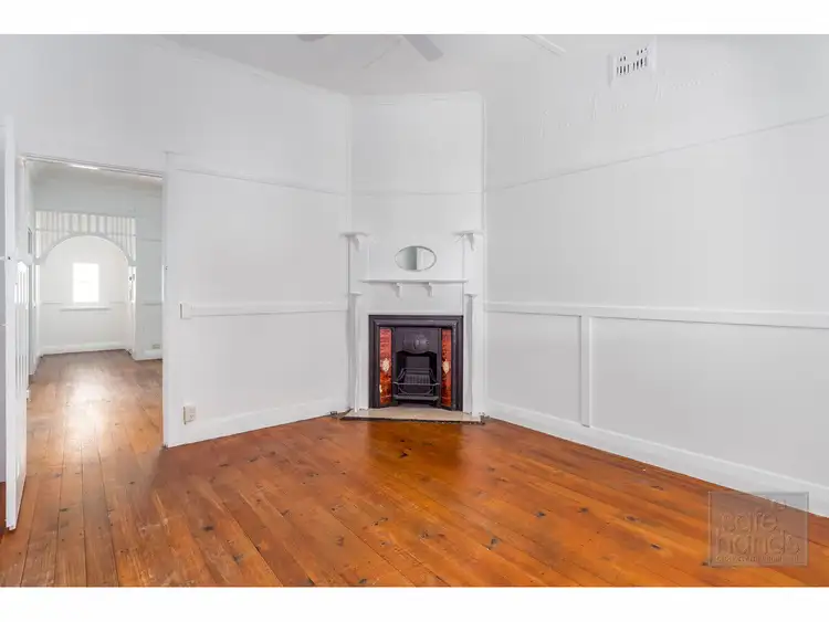 9 Bourke Street, Mayfield NSW 2304