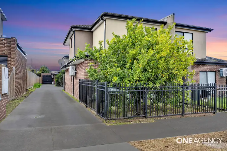 Second view of Homely townhouse listing, 2/140 Cuthbert Street, Broadmeadows VIC 3047