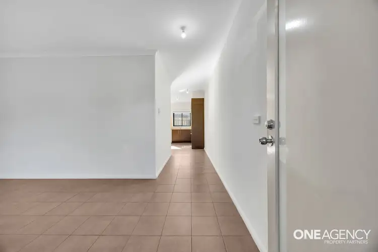 Fourth view of Homely townhouse listing, 2/140 Cuthbert Street, Broadmeadows VIC 3047