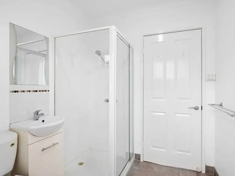 Fourth view of Homely unit listing, 5/12 Griffith Street, Wodonga VIC 3690