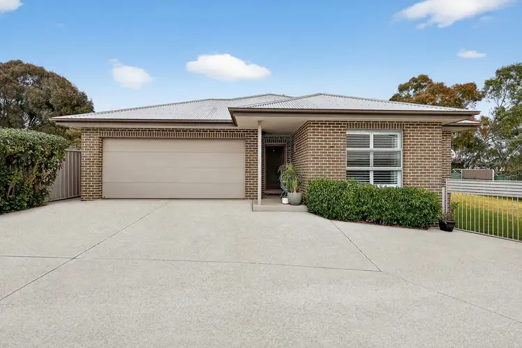 24 Baskerville Drive, Mudgee NSW 2850