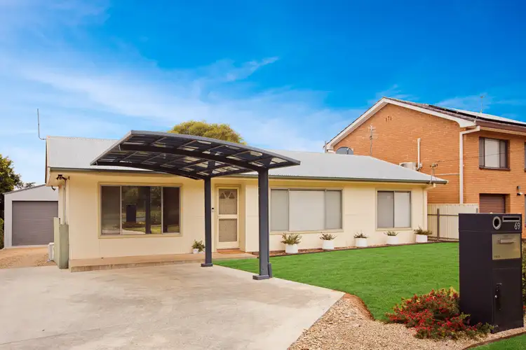 69 McNabb Crescent, Griffith NSW 2680