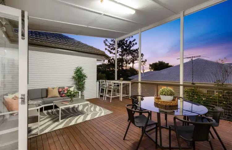 35 Hartley Street, Camp Hill QLD 4152