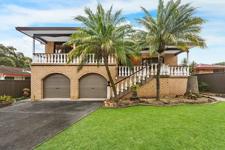 4 Caesar Close, Prairiewood NSW 2176