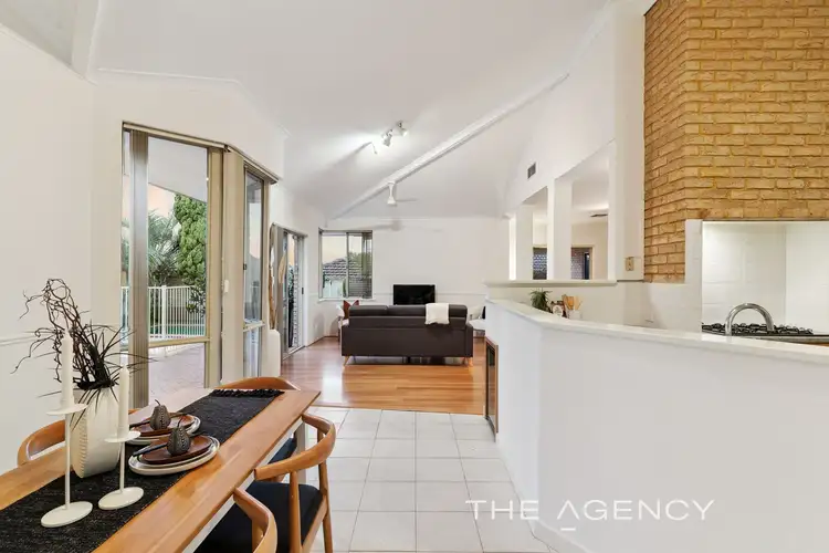 Fifth view of Homely house listing, 8 Flannan Place, Warwick WA 6024
