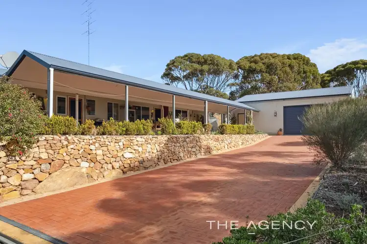 471 Doodenanning Road, Greenhills WA 6302