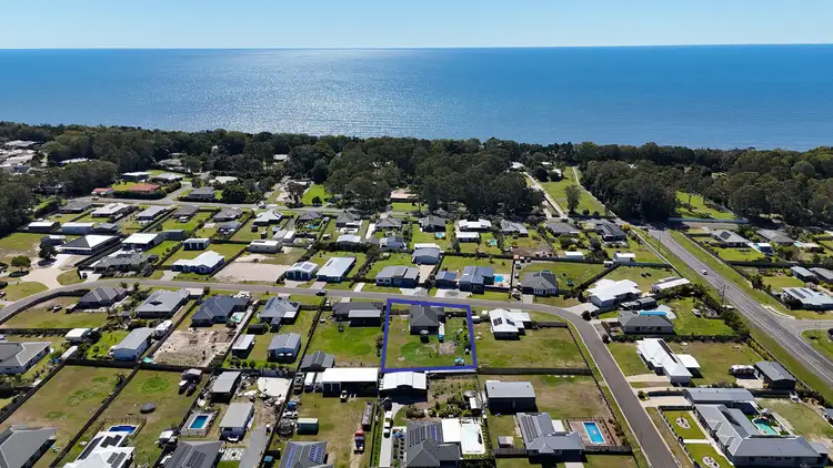 5 Periwinkle Crescent, Toogoom QLD 4655